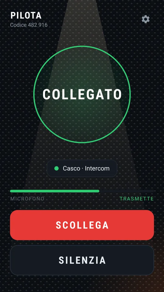 Collegati: anello verde, l'audio va nel casco, il microfono trasmette